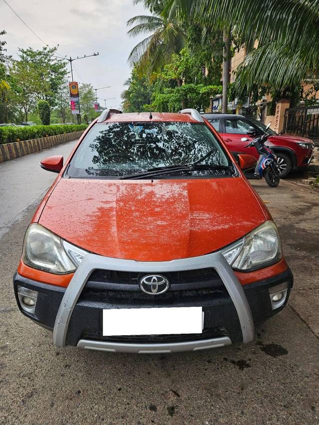 https://images10.gaadi.com/usedcar_image/4559493/original/processed_9e8cd4d4072ff734e6ee43668478816d.jpg?imwidth=6400