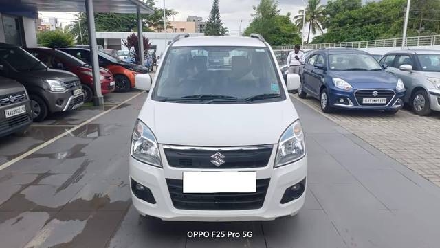 https://images10.gaadi.com/usedcar_image/4559496/original/processed_cb7717e6b73e15eb103a2518661ca1d0.jpg?imwidth=6400