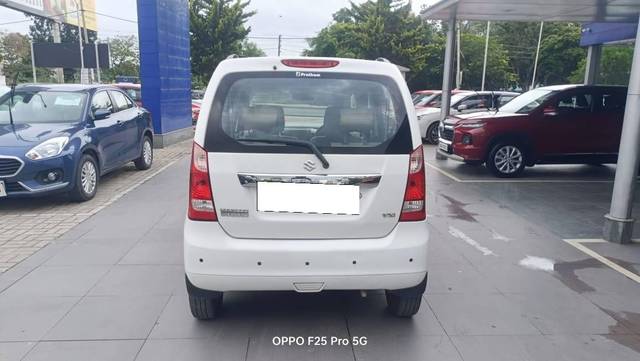 https://images10.gaadi.com/usedcar_image/4559496/original/processed_fa7662da6d7558c18893f5b1f072c2e2.jpg?imwidth=6402