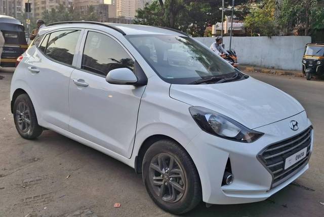https://images10.gaadi.com/usedcar_image/4559503/original/processed_c3d312eccbed938781626b9bfd2269b0.jpeg?imwidth=6400