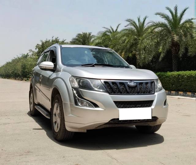 https://images10.gaadi.com/usedcar_image/4559508/original/processed_d5fc62a458a96a27d35b901ad87d9ab8.jpg?imwidth=6401