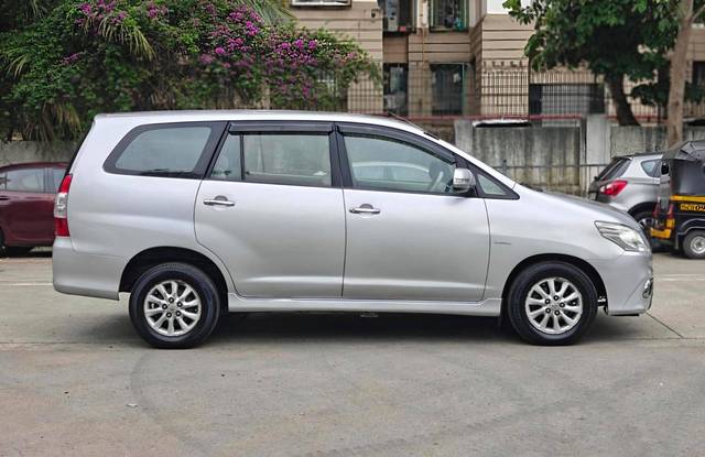 https://images10.gaadi.com/usedcar_image/4559513/original/processed_ba9fc2de130675d4e3a71d54cbb88001.jpg?imwidth=6401