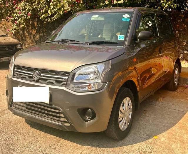 https://images10.gaadi.com/usedcar_image/4559515/original/processed_406bd6940119a0cb3a8f0f21720efa1e.jpeg?imwidth=6402