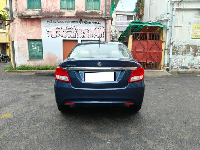 https://images10.gaadi.com/usedcar_image/4559533/original/processed_7a86c6d02a2afffdd0b5eb0c2da7c2d5.jpg?imwidth=6401
