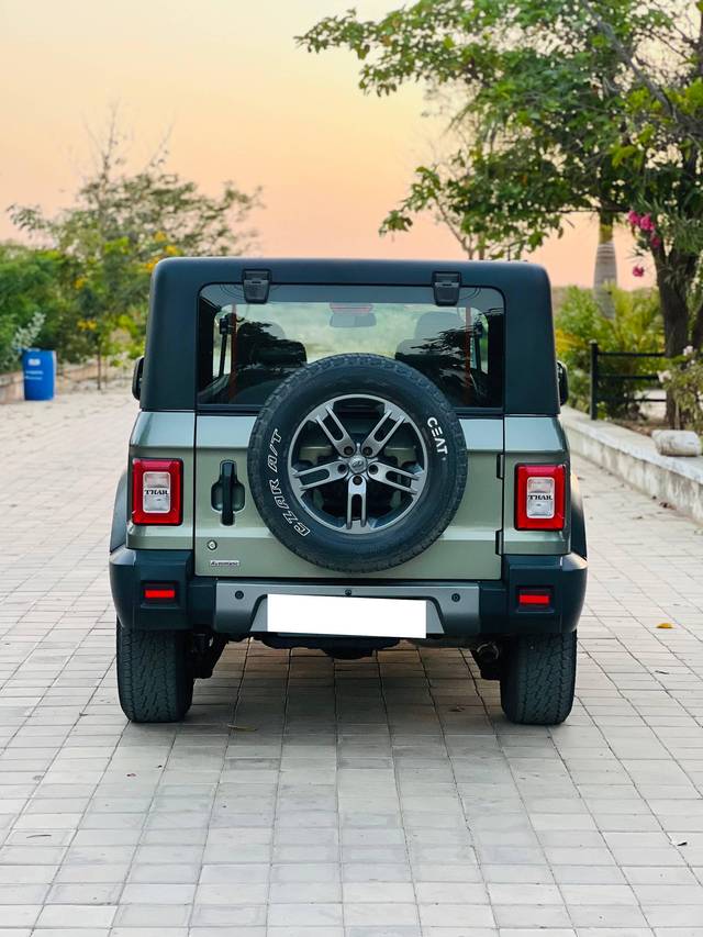 https://images10.gaadi.com/usedcar_image/4559610/original/processed_4c38f7ff-9bbd-4ea2-ba35-e4694f9e7c8e.jpg?imwidth=6402