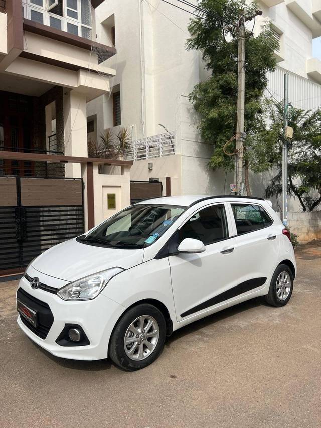https://images10.gaadi.com/usedcar_image/4559613/original/processed_e85b03c3-d1e0-4771-8b1f-110a1d925eea.jpg?imwidth=6400