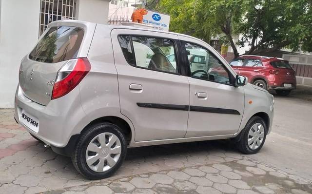 https://images10.gaadi.com/usedcar_image/4559619/original/processed_fd92aff8bf9890e28db4919e38717e77.jpeg?imwidth=6402