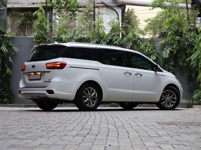 https://images10.gaadi.com/usedcar_image/4559648/original/processed_eebe15058224ebb0e2812f2bd1ea34e6.jpg?imwidth=6402