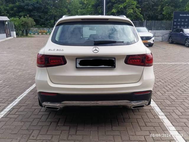 https://images10.gaadi.com/usedcar_image/4559740/original/processed_f4477517-73f9-4f35-b4d0-01ed68a10e36.jpg?imwidth=6402