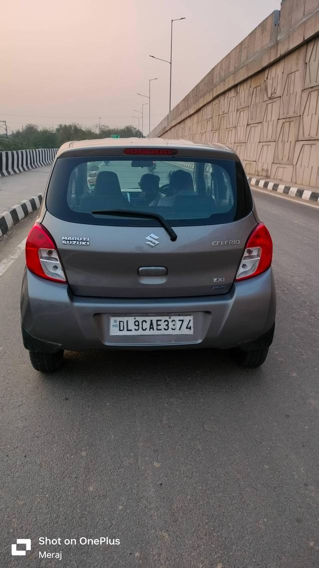 https://images10.gaadi.com/usedcar_image/4559746/original/processed_c8c40f8dd241eb5ca5b2b82b6f7b48f3.jpg?imwidth=6402