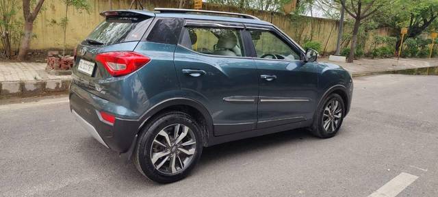 https://images10.gaadi.com/usedcar_image/4559756/original/processed_0e73a6767fdf058e9323d7d16e7c0e46.jpg?imwidth=6402