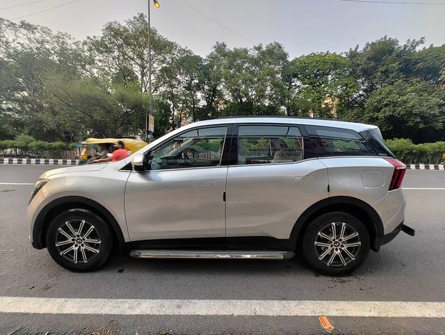 https://images10.gaadi.com/usedcar_image/4559774/original/processed_d353f2c7a282627570c20aabf2e8f7ff.jpg?imwidth=6402