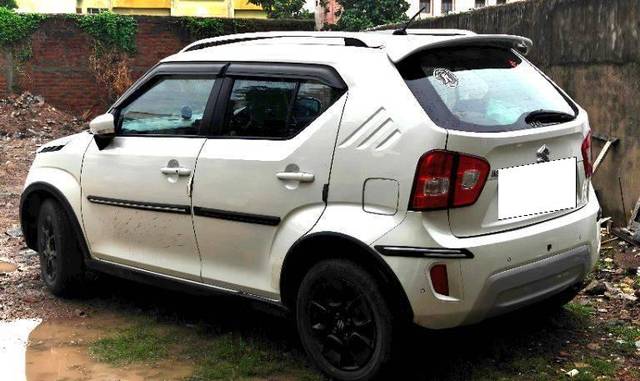 https://images10.gaadi.com/usedcar_image/4559778/original/processed_d0ec15fe-0e03-401c-9ffc-31959ff84287.jpg?imwidth=6402