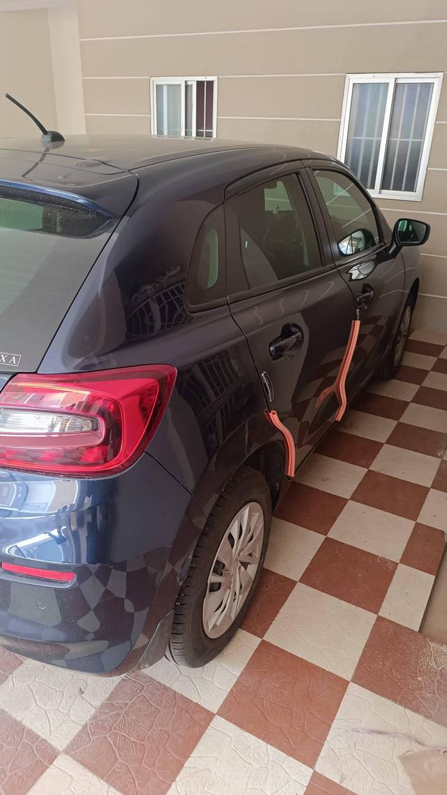https://images10.gaadi.com/usedcar_image/4559828/original/processed_processed_dbc6d22c-45e4-4957-94e6-fc3abfc58106.jpg?imwidth=6402