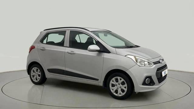 https://images10.gaadi.com/usedcar_image/4559858/original/0f6056ec2a9c307de0385809af38c7be.jpg?imwidth=6400