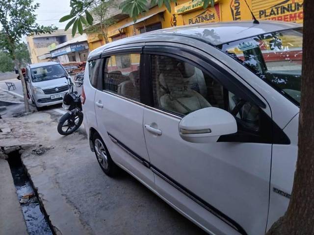 https://images10.gaadi.com/usedcar_image/4559899/original/processed_204ae173-f22b-41aa-af61-d745f30c3876.jpg?imwidth=6400