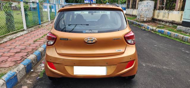 https://images10.gaadi.com/usedcar_image/4559924/original/processed_946fa841e27dfb4a94f10e58f4b35635.jpg?imwidth=6401