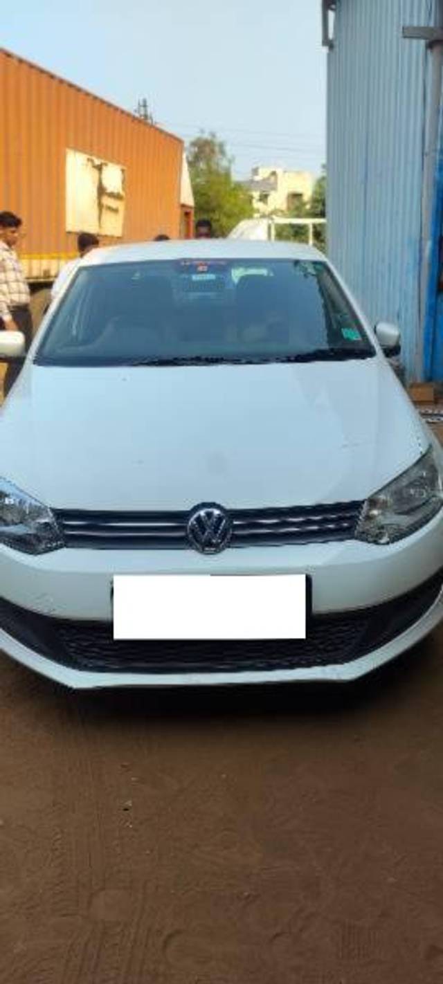 https://images10.gaadi.com/usedcar_image/4559925/original/processed_81eb6673-c740-4afc-8298-ab55405ab15f.jpg?imwidth=6401