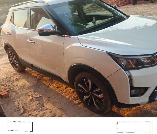https://images10.gaadi.com/usedcar_image/4560028/original/processed_34209c89-7340-4c88-ab1c-df87c9bd2c13.jpg?imwidth=6401