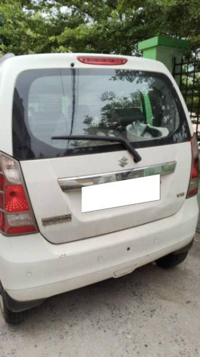 https://images10.gaadi.com/usedcar_image/4560039/original/processed_87a0d64f-6b77-43da-ae78-8ac85335c1ae.jpg?imwidth=6401