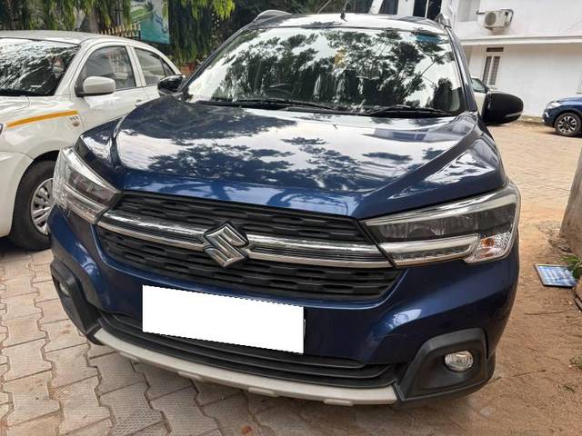 https://images10.gaadi.com/usedcar_image/4560101/original/processed_b2162c43-2526-4500-8224-9d363141ab14.jpg?imwidth=6402