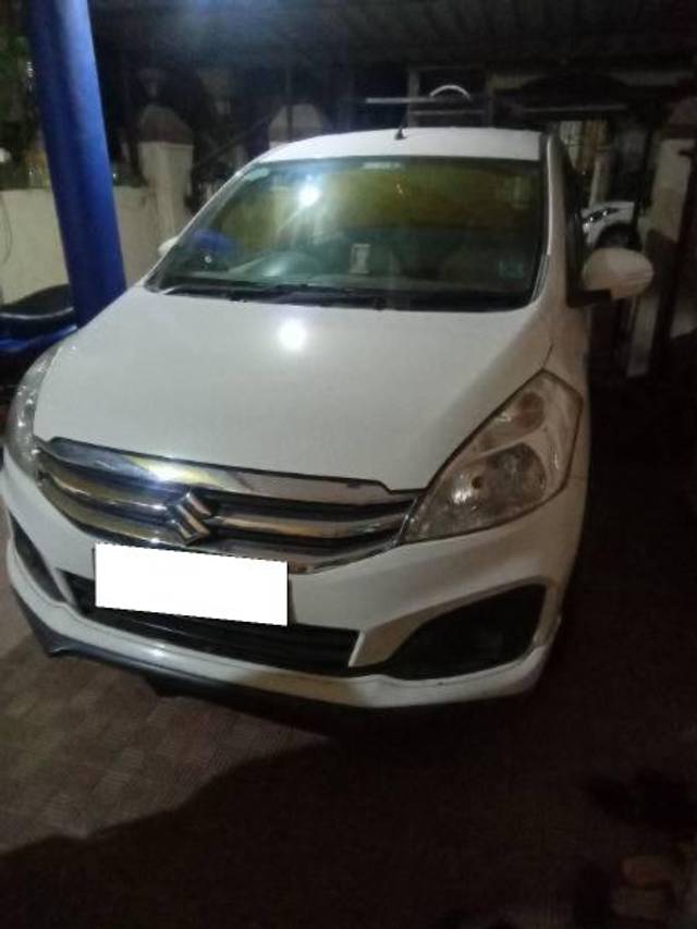 https://images10.gaadi.com/usedcar_image/4560117/original/processed_459fdab4-3b18-45cd-bb58-ccc1c69020da.jpg?imwidth=6401