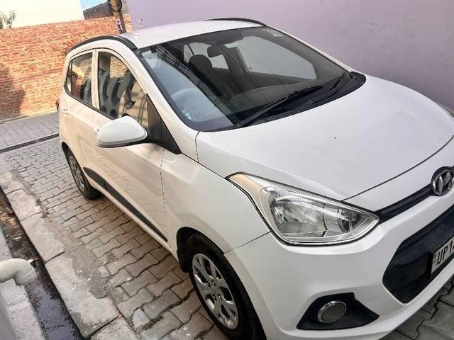 https://images10.gaadi.com/usedcar_image/4560138/original/processed_d57bb47f-c940-4297-904b-d22a69780ca7.jpeg?imwidth=6400
