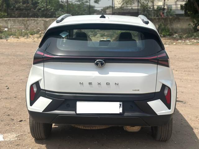 https://images10.gaadi.com/usedcar_image/4560192/original/processed_b10e8f72-9cda-4345-a1f7-b659b0aa484f.jpg?imwidth=6402