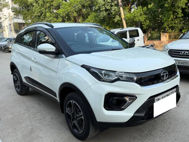 https://images10.gaadi.com/usedcar_image/4560259/original/processed_0aaae770-8dd1-436c-960e-bc2833801d87.jpg?imwidth=6400
