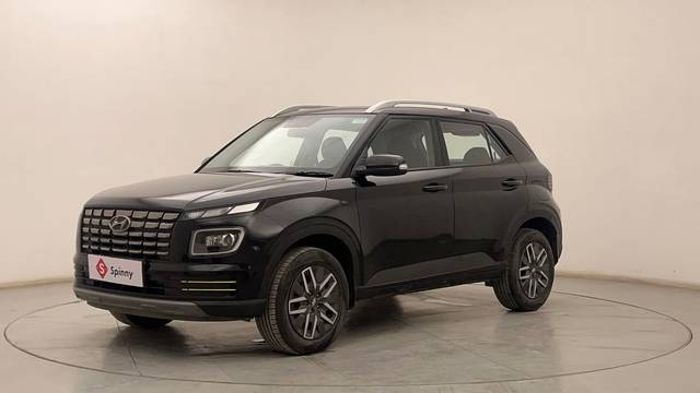 https://images10.gaadi.com/usedcar_image/4560274/original/779b1f605910f068e6bdf1f6812f63cf.JPG?imwidth=6400
