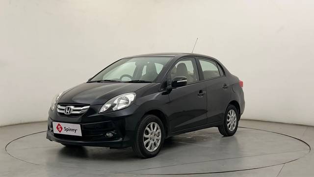 https://images10.gaadi.com/usedcar_image/4560283/original/6d83d8a752af71e14302df1b06f24b2d.JPG?imwidth=6400