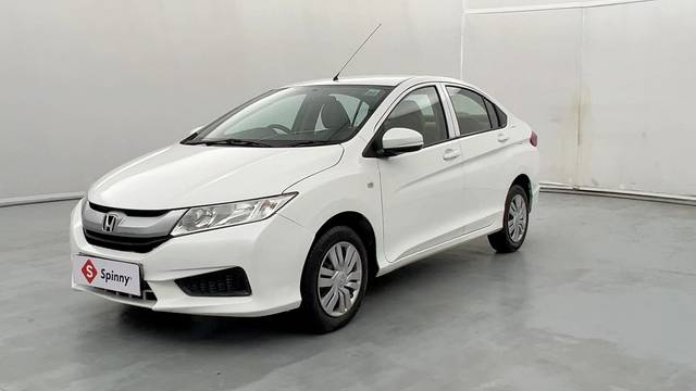 https://images10.gaadi.com/usedcar_image/4560347/original/dce434e8638693e677fbf385e73c6eff.JPG?imwidth=6400