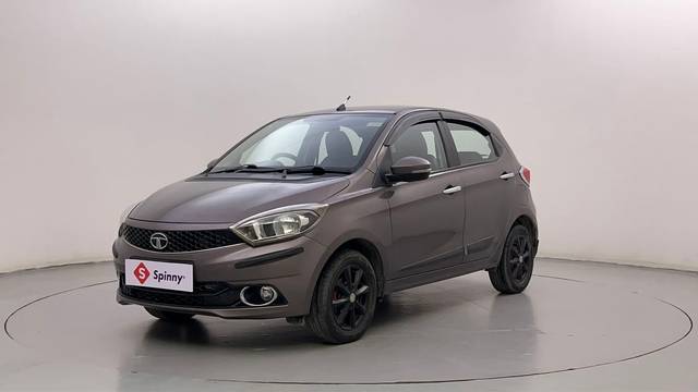 https://images10.gaadi.com/usedcar_image/4560370/original/9c8dc1835c34b25d0f50d70b30da385a.JPG?imwidth=6400