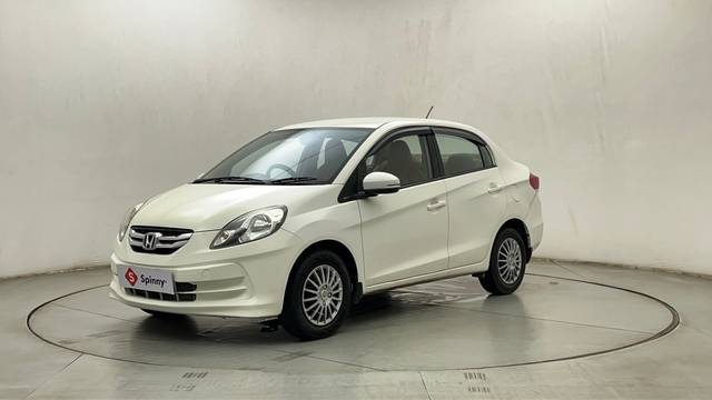 https://images10.gaadi.com/usedcar_image/4560401/original/48efa2ad645b7449289a3766d26433d9.JPG?imwidth=6400