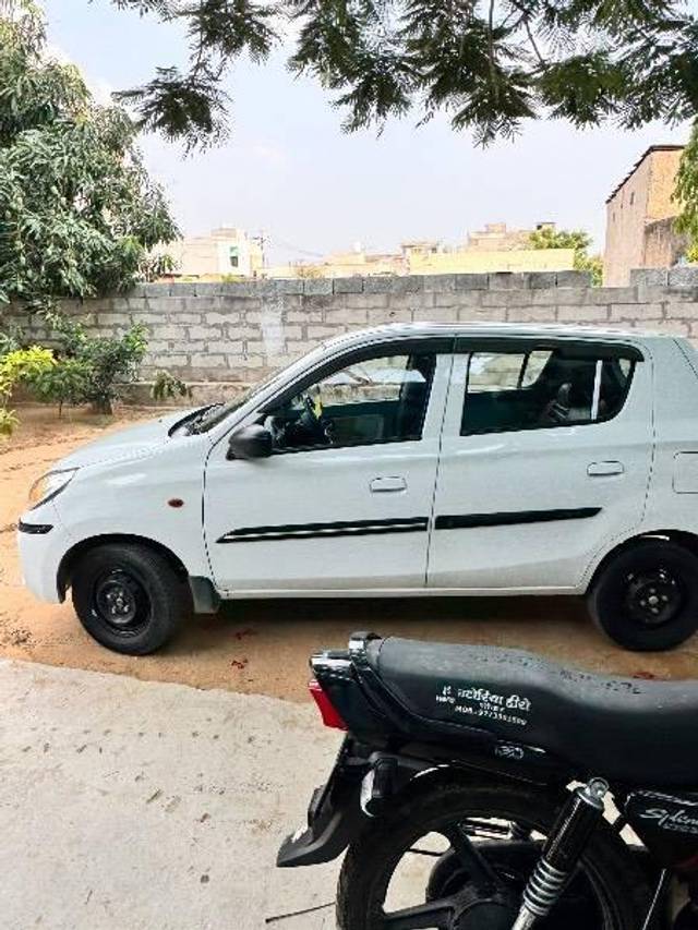 https://images10.gaadi.com/usedcar_image/4560457/original/processed_11a3acf0-3cac-4eae-a809-2801296f50bf.jpeg?imwidth=6401