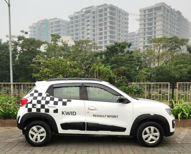 https://images10.gaadi.com/usedcar_image/4560466/original/processed_9be72df6-ff90-4c7a-83ea-e66e2ab2b0ec.jpg?imwidth=6401