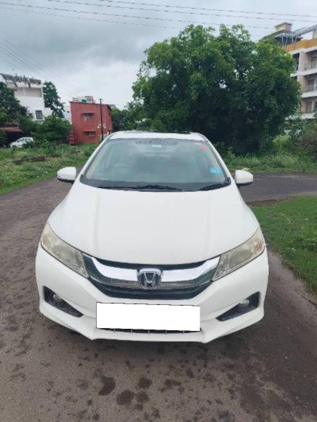 https://images10.gaadi.com/usedcar_image/4560480/original/processed_d20360e4-6d4c-47e8-888f-d3d170071482.jpg?imwidth=6402