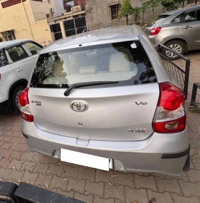 https://images10.gaadi.com/usedcar_image/4560498/original/processed_a56bb486-c91e-4706-8ae6-88cc4eb267da.jpeg?imwidth=6401