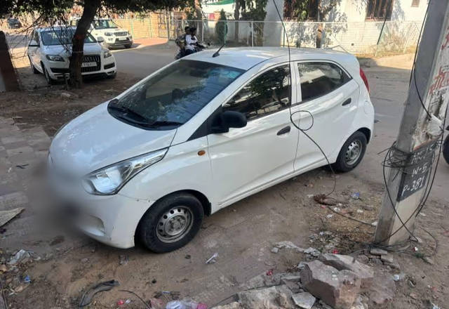 https://images10.gaadi.com/usedcar_image/4560502/original/c88bb049-0c8f-4c86-9485-6895ad4e0d18.?imwidth=6400