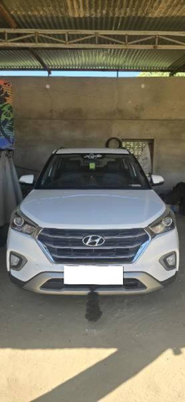 https://images10.gaadi.com/usedcar_image/4560507/original/processed_1b3febcb-516c-43a0-806a-f16f0fd2eb1c.jpg?imwidth=6400