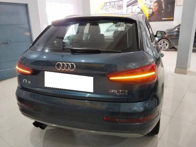 https://images10.gaadi.com/usedcar_image/4560522/original/processed_2936de5b-0488-4903-b41d-6e2a6932d192.jpg?imwidth=6402