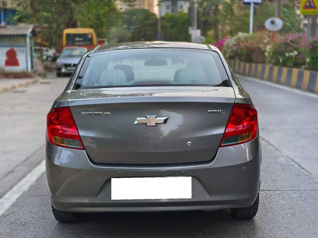 https://images10.gaadi.com/usedcar_image/4560525/original/processed_c64a5bbcf0f2af1af647162b9787f470.jpg?imwidth=6402