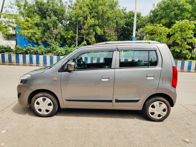https://images10.gaadi.com/usedcar_image/4560539/original/d830e1c6ce120262af24f82752bc08ec.jpg?imwidth=6402