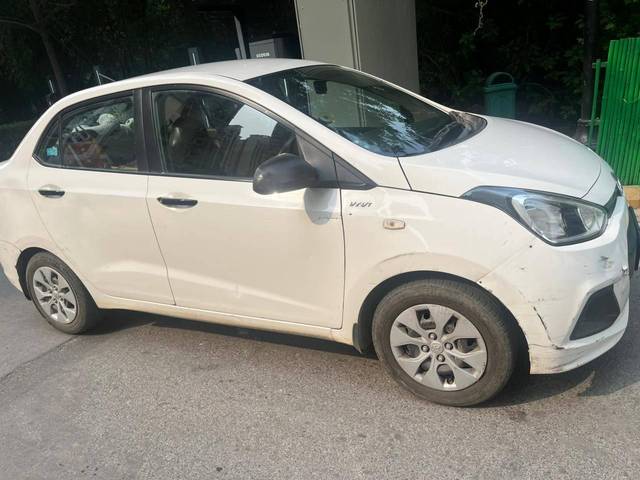 https://images10.gaadi.com/usedcar_image/4560587/original/processed_940f1c4b745145a0aeb1dddc9193221f.jpg?imwidth=6402