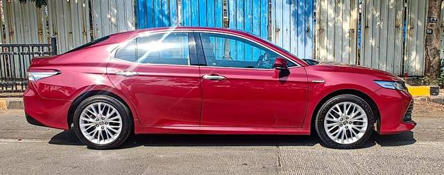 https://images10.gaadi.com/usedcar_image/4560597/original/processed_d2c770acedf4fa717be4520bb41e778b.jpg?imwidth=6401