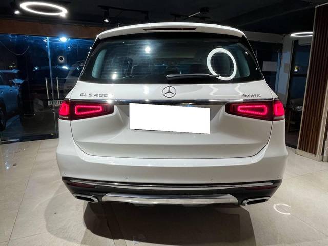 https://images10.gaadi.com/usedcar_image/4560609/original/processed_0ac75793970631a792eb7d03d1ebff75.jpeg?imwidth=6401