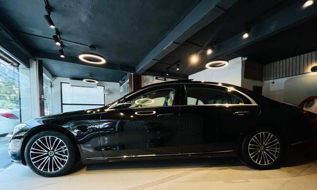 https://images10.gaadi.com/usedcar_image/4560611/original/d5c6060404c0617babb106f54ee56d03.jpeg?imwidth=6402