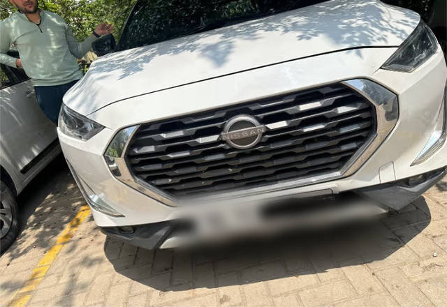 https://images10.gaadi.com/usedcar_image/4560619/original/f01fd9c2-f25f-4087-9a91-1f36c0bc40dd.?imwidth=6401