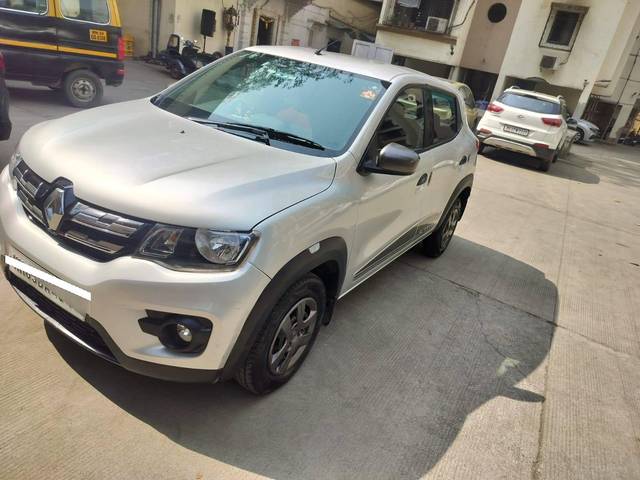 https://images10.gaadi.com/usedcar_image/4560641/original/processed_9bd32f90776cda831603cfe81f9a5d90.jpg?imwidth=6402