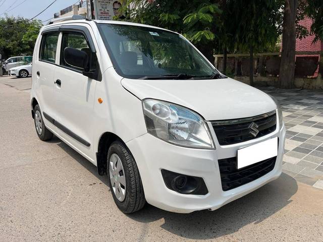 https://images10.gaadi.com/usedcar_image/4560656/original/processed_a3867d1e8cd3f65c5a34b6a253410044.jpg?imwidth=6400